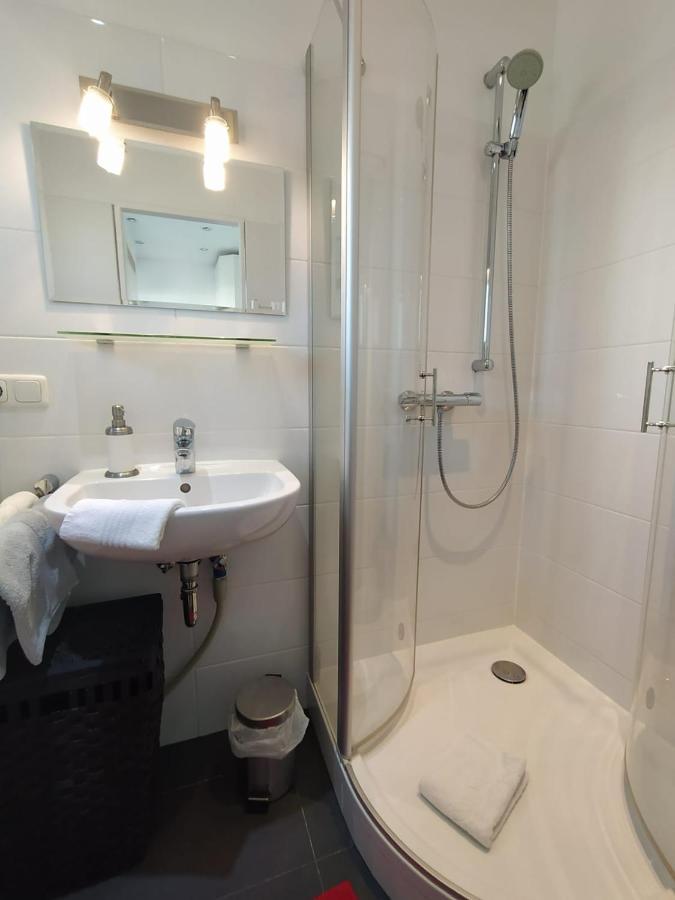 Gl Single Town Apartment Wiesbaden Eksteriør billede